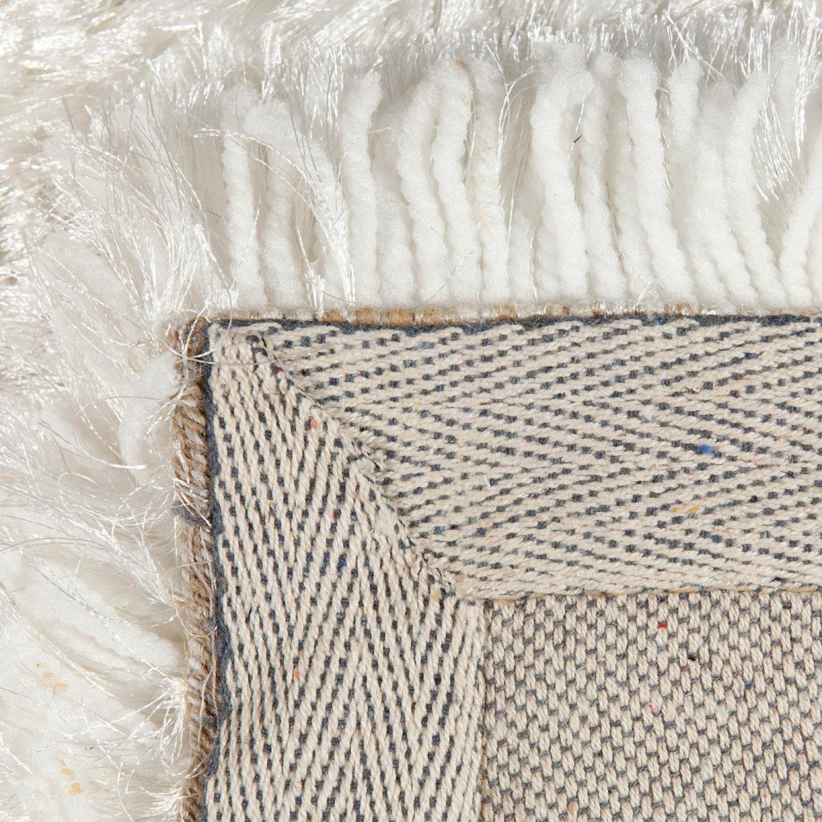 Adore Luxury Shaggy Rugs 207 001 100 in White by Ligne Pure60x120cm – image 3