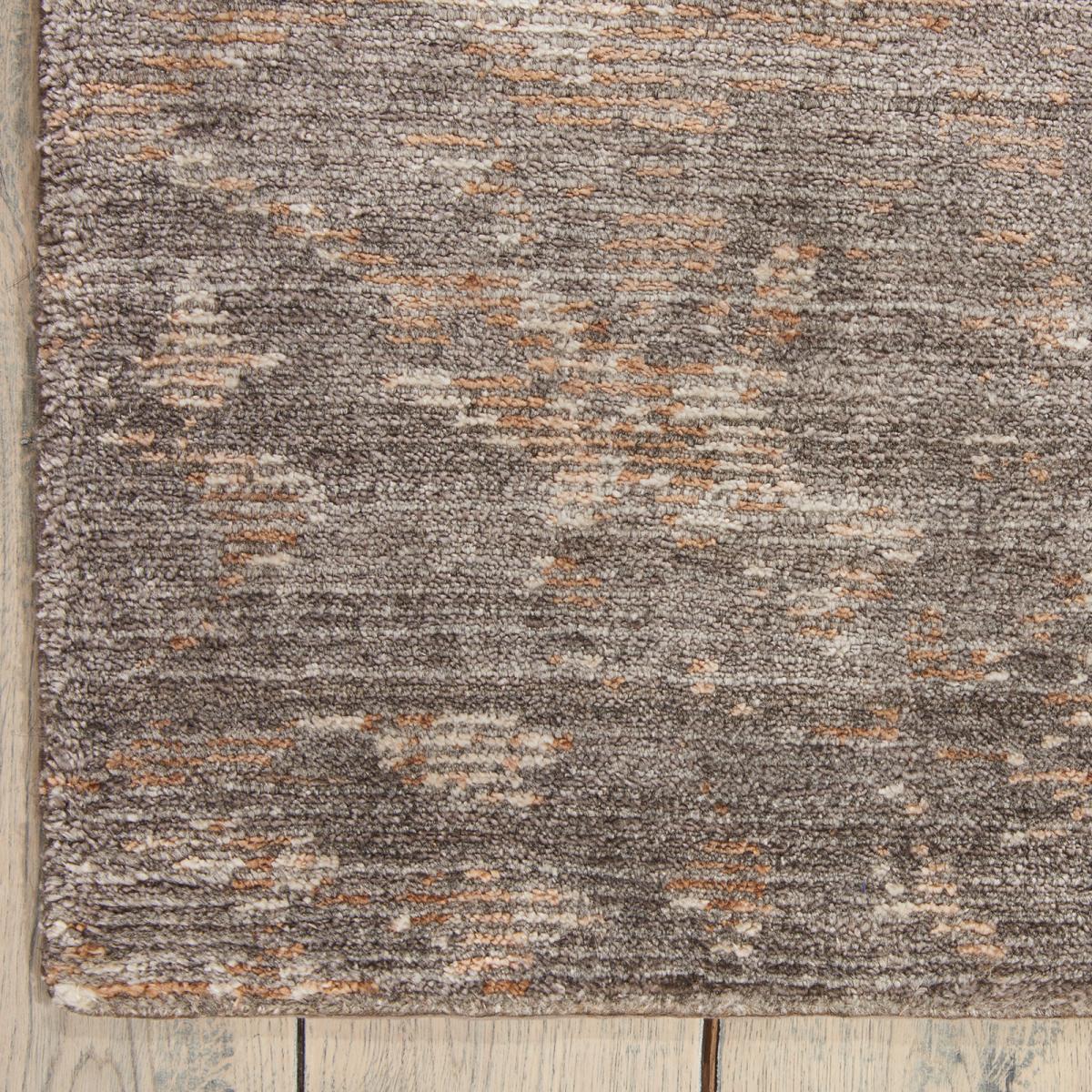 Lucent Runners LCN02 in Flint 69x244cm – image 5