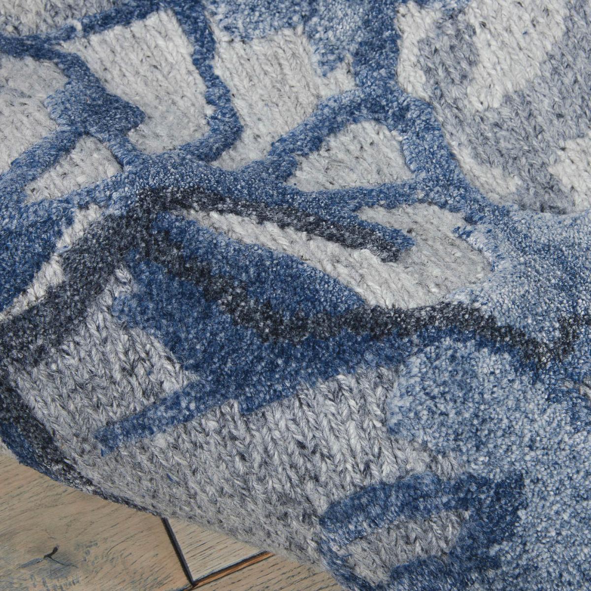 Divine Rugs DIV02 in Misty blue by Nourison168x226cm – image 3