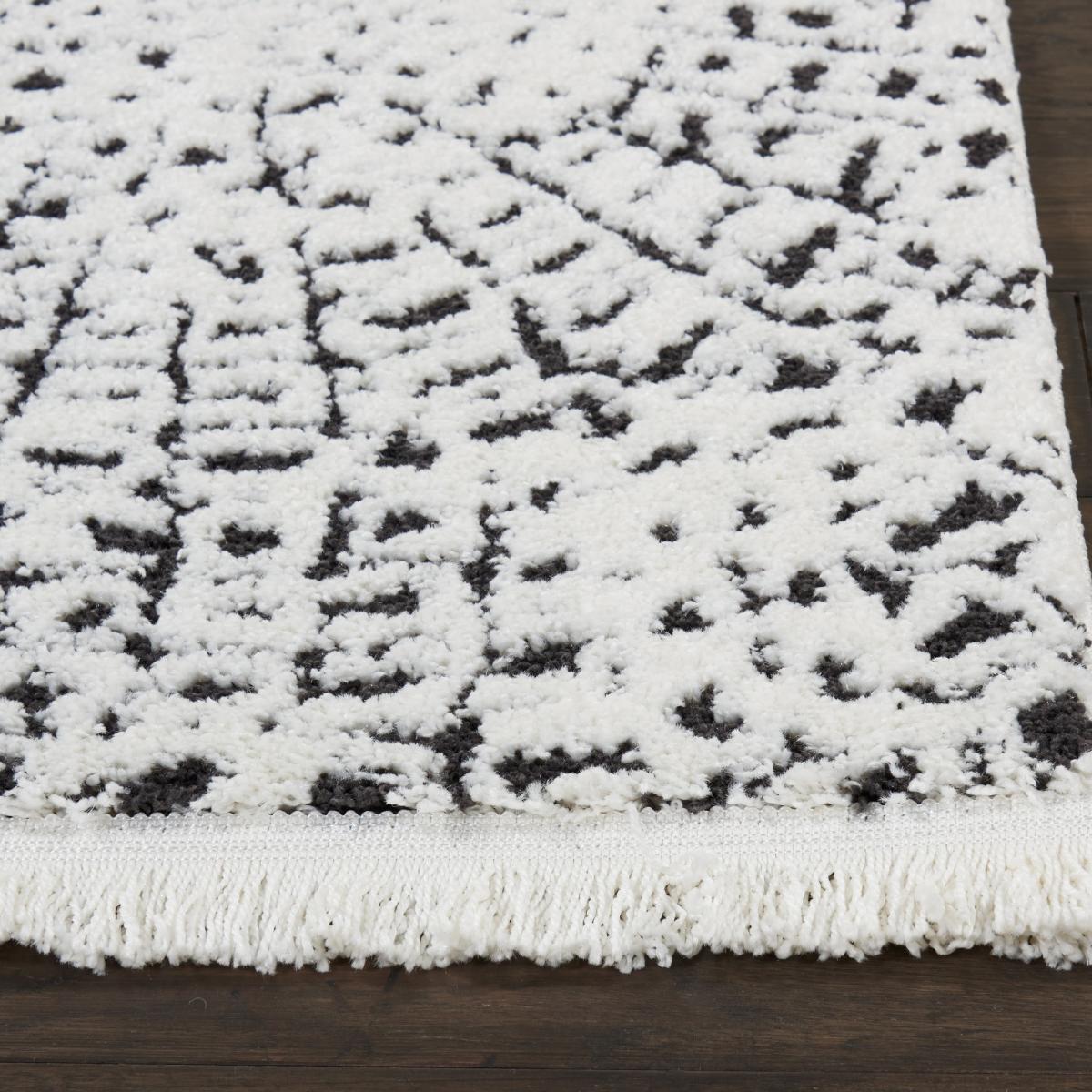 Kamala Hallway Runners DS502 by Nourison in White and Black66x229cm – image 4