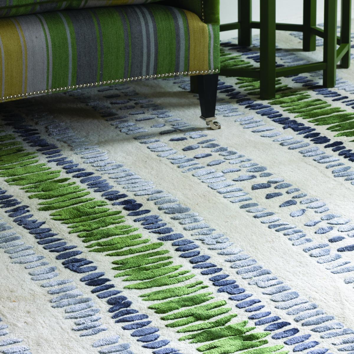 Draxon Designer Wool rugs in Grass Green by William Yeoward – image 2