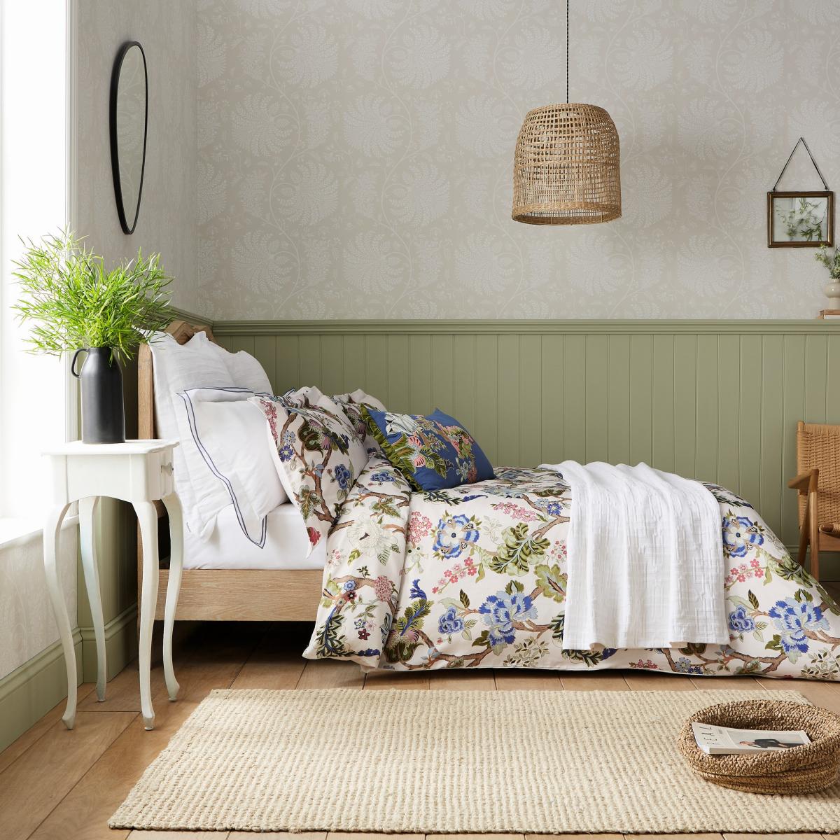 Fusang Tree Floral Bedding by Sanderson in Peacock Blue&nbsp;140x200cm – image 3
