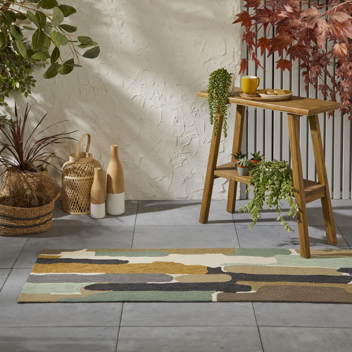 Trattino Indoor Outdoor Abstract Seaglass Runner Rugs 444804 by Harlequin 70x300cm – image 1