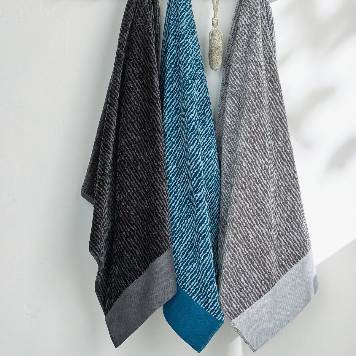 Nalu Halona Towels by Nicole Scherzinger in Silver Grey&nbsp;50x90cm – image 3