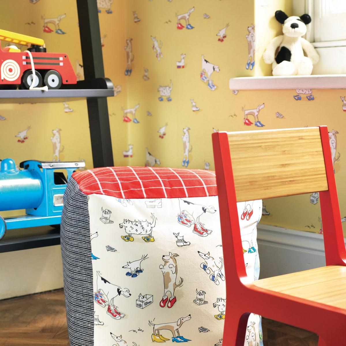 Dogs in Clogs Wallpaper 214012 by Sanderson in Yellow&nbsp;Roll – image 3