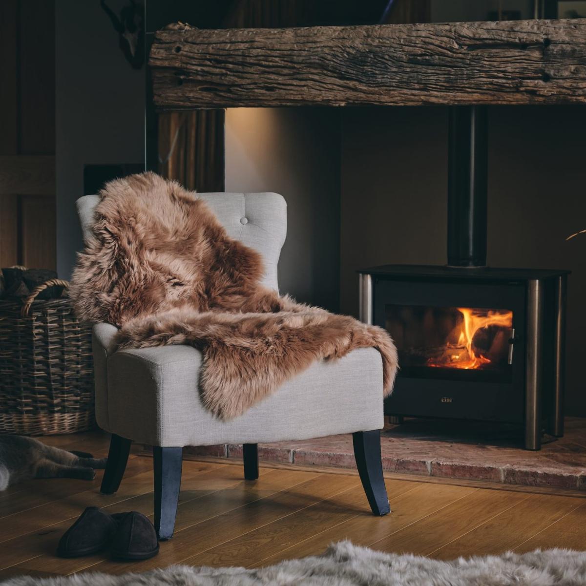 Long Wool Sheepskin Rugs in Honey Double – image 3