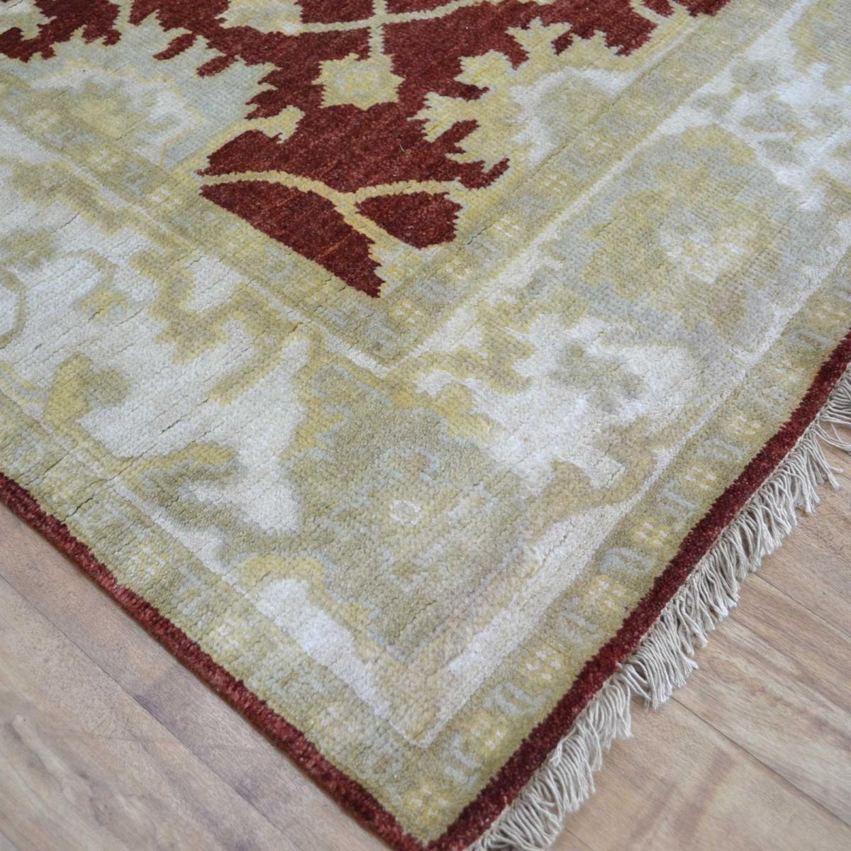 Sari Agra Hand Knotted Wool Rug in Red and Cream – image 2