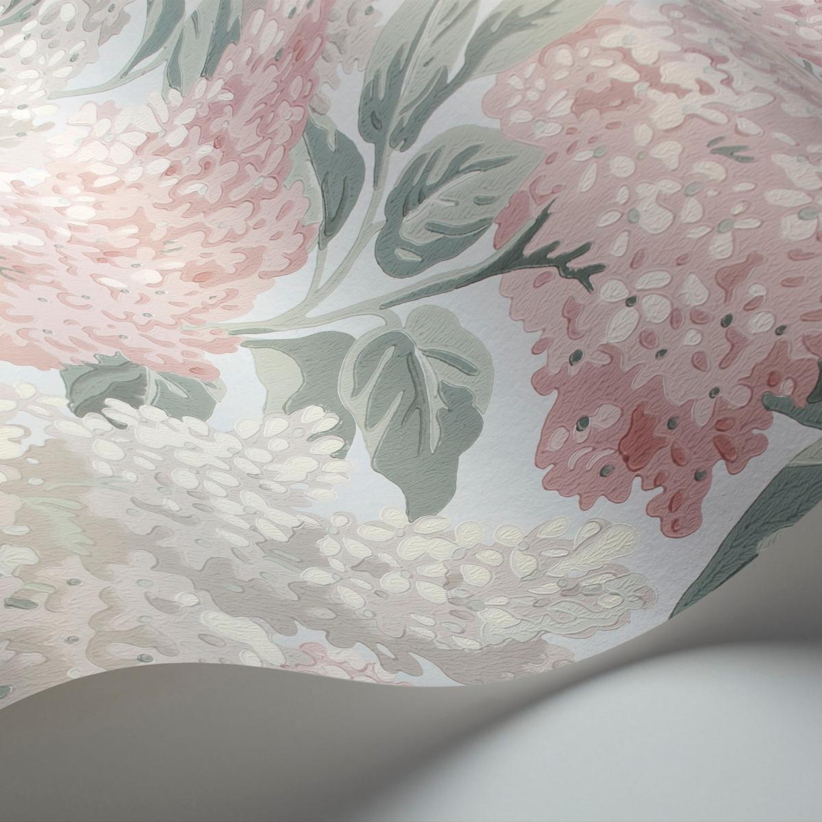 Lilac Wallpaper 1002 by Cole & Son in Ballet Slipper Multi Roll – image 2