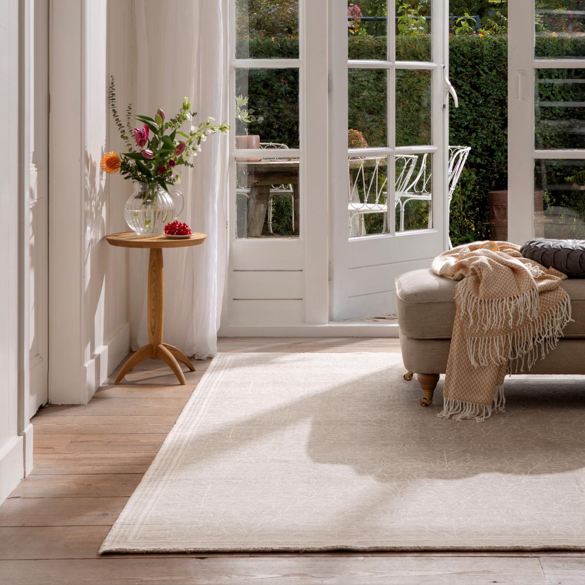 Silchester Damask 081101 Rug by Laura Ashley in Dove Grey&nbsp;140x200cm – image 2