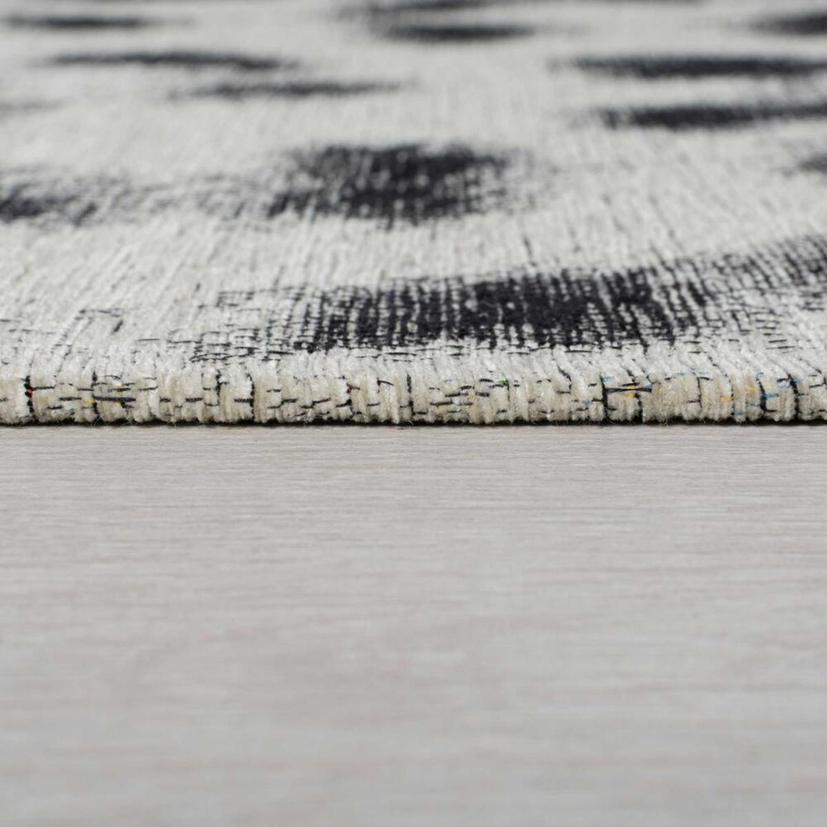 Wilder Leopard Animal Rugs in Charcoal Grey – image 1