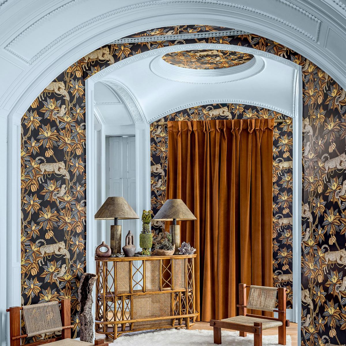 Satara Wallpaper 119 3017 by Cole & Son in Burnt Orange Roll – image 2