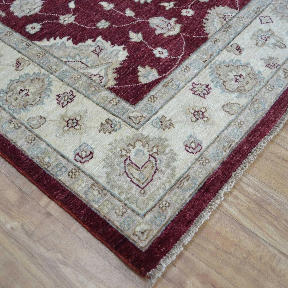 Razmak Ziegler Hand Knotted Wool Rug in Burgundy and Cream&nbsp;160x240cm – image 3