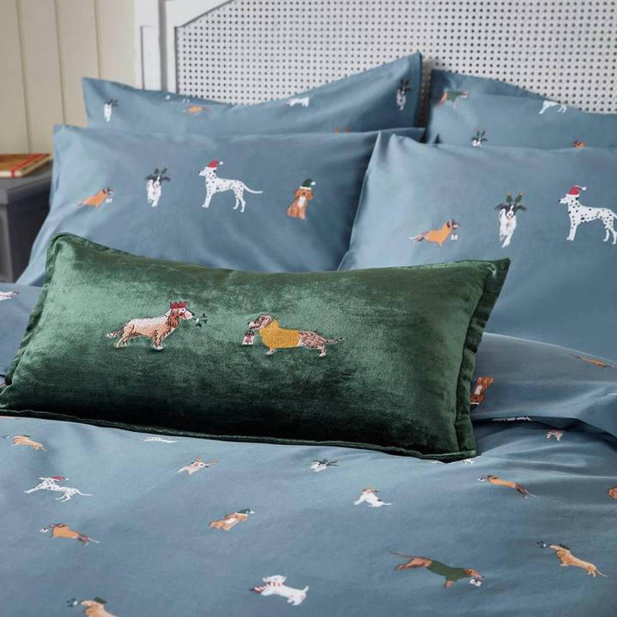 Christmas Dogs Cushion in Forest Green By Sophie Allport 30x60cm – image 3