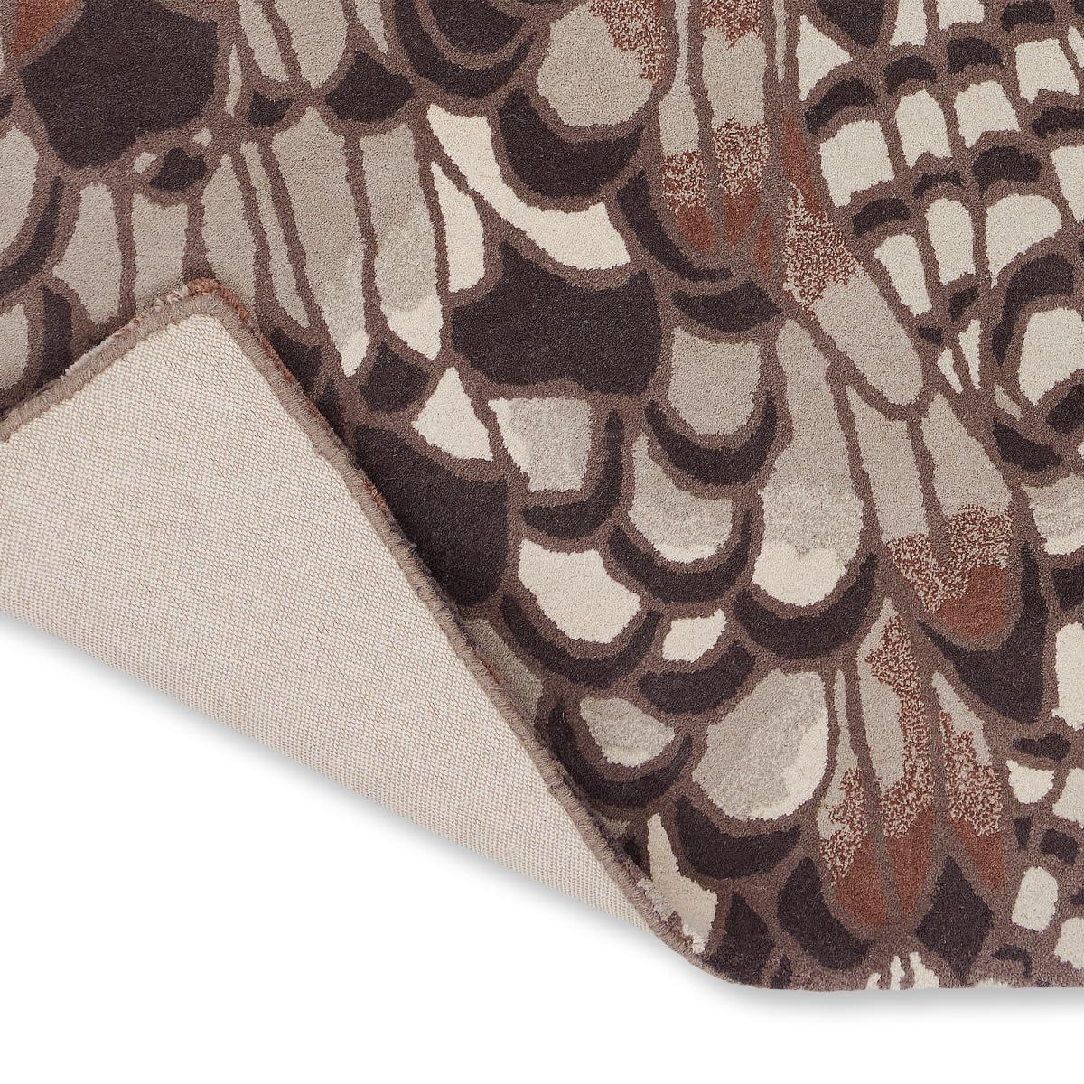Feathers 162404 Wool Rugs by Ted Baker in Natural200x280cm – image 3