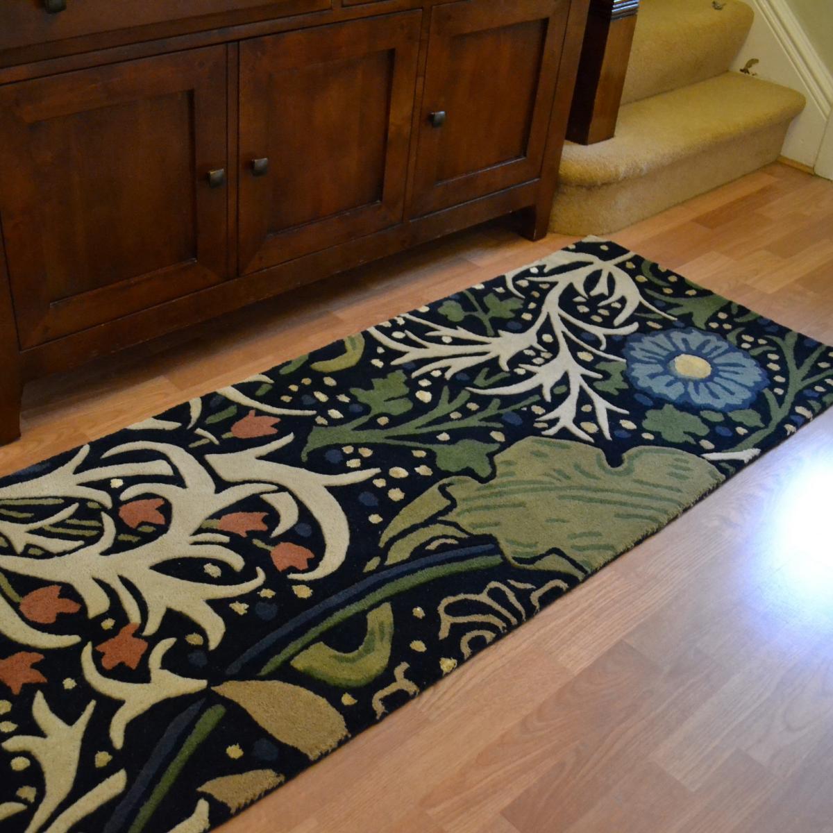 Seaweed Hallway Runner Rugs in 28008 Ink by William Morris – image 2