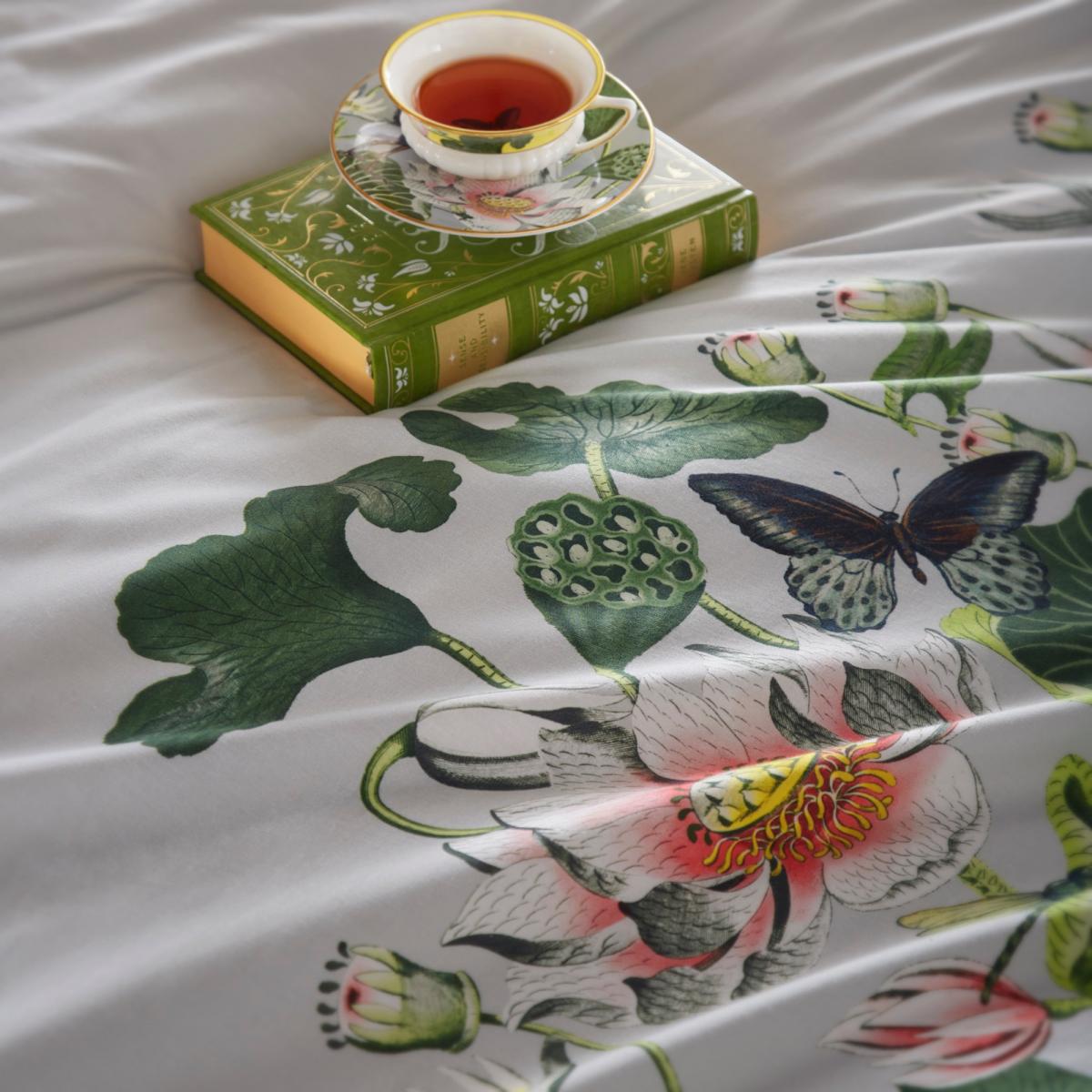 Waterlily Floral Bedding Duvet Cover and Pillowcase By Wedgwood in Dove Grey&nbsp;200x200cm – image 4