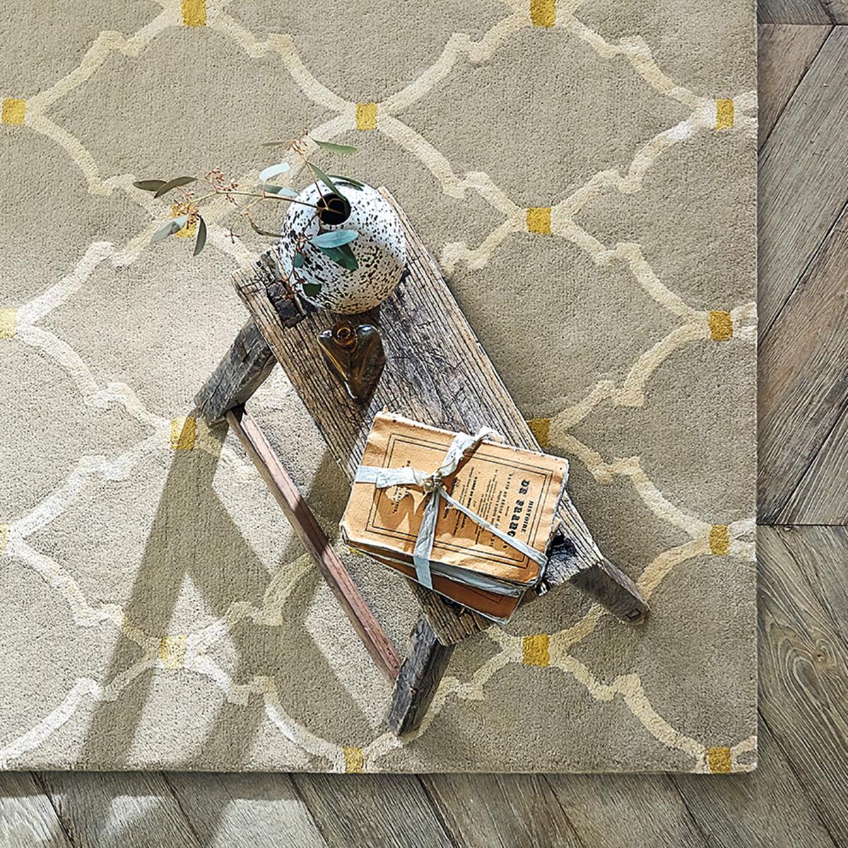 Empire Trellis Rugs in Stone 45501 by Sanderson – image 2