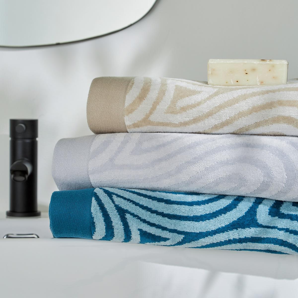 Nalu Makai Towels by Nicole Scherzinger in Duck Egg & Teal 70x130cm – image 4