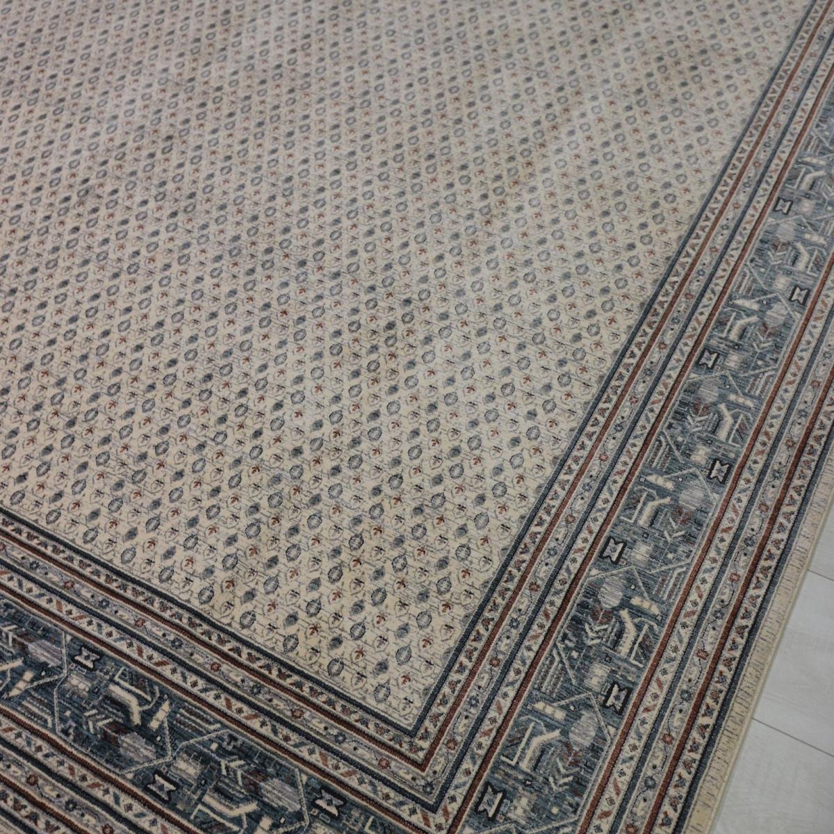 Heritage Sera End Traditional Distressed Vintage Rug in Cream – image 2