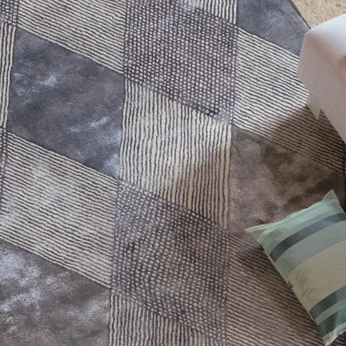 Castillon Platinum Rug by Designers Guild 250x350cm – image 5