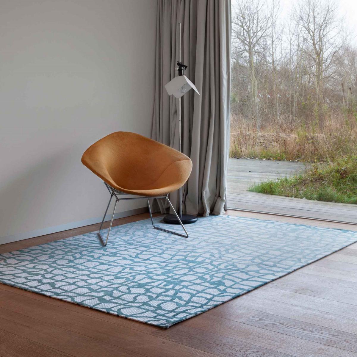 Mad Men Dedalo Rug 9203 in Blue Marine – image 1