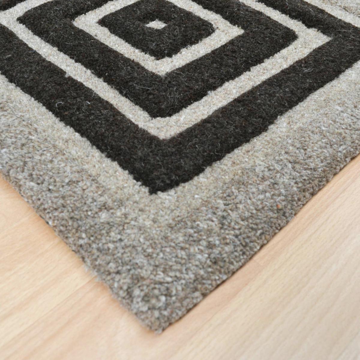 Drift Rugs in Beige – image 2