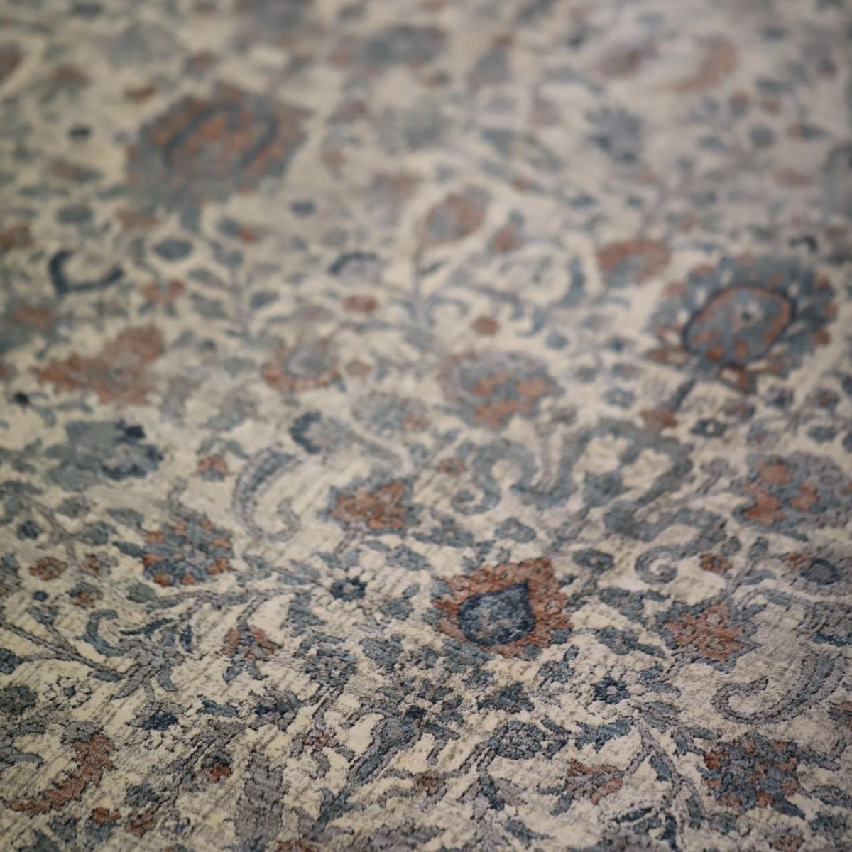 Heritage Shah Abbas Traditional Distressed Vintage Rug in Grey – image 2