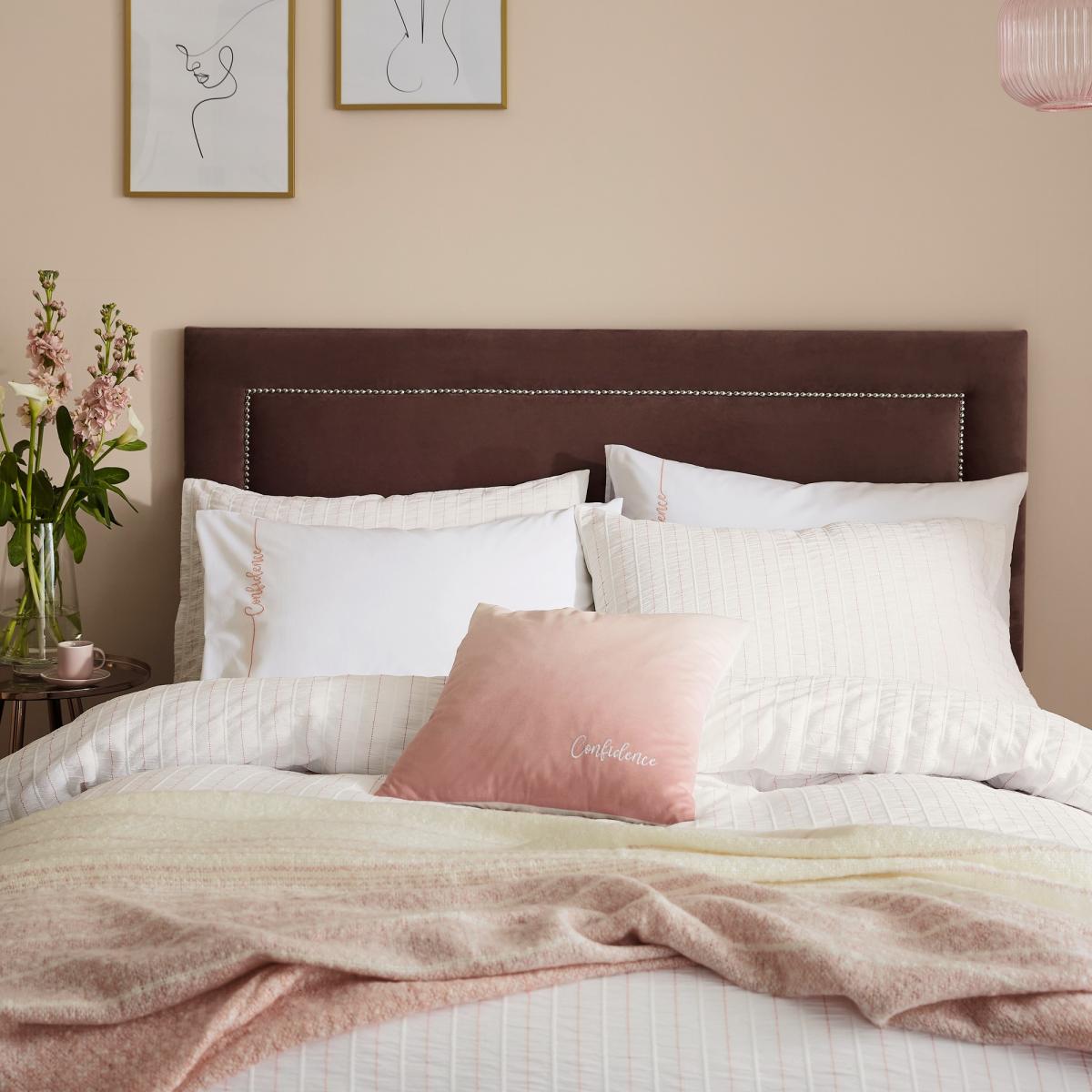 Confidence Seersucker Stripe Bedding by Katie Piper in Grapefruit75x50cm – image 2