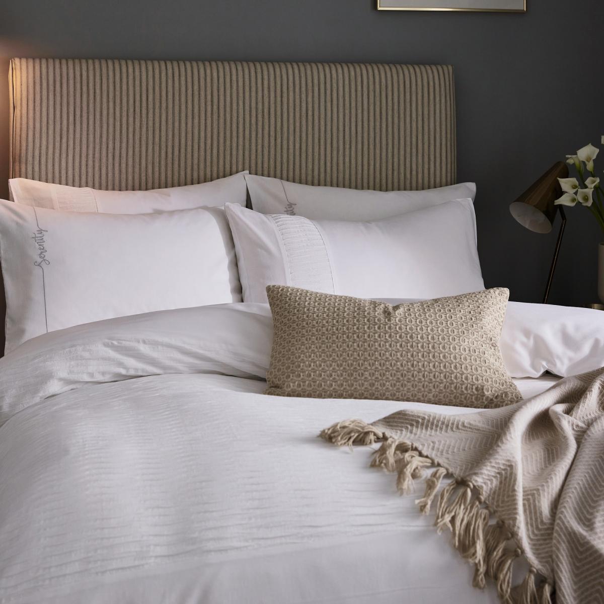 Serenity Pleat Bedding by Katie Piper in White75x50cm – image 1