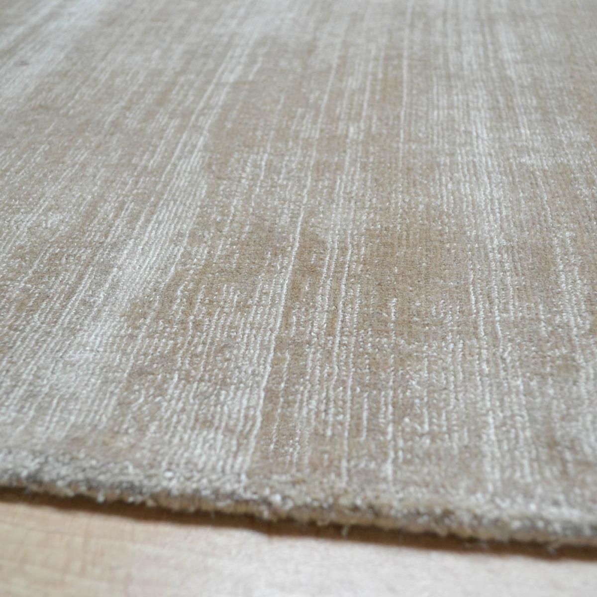 Blade Plain Rugs in Soft Gold - Silky Viscose Pile&nbsp;120x170cm – image 3