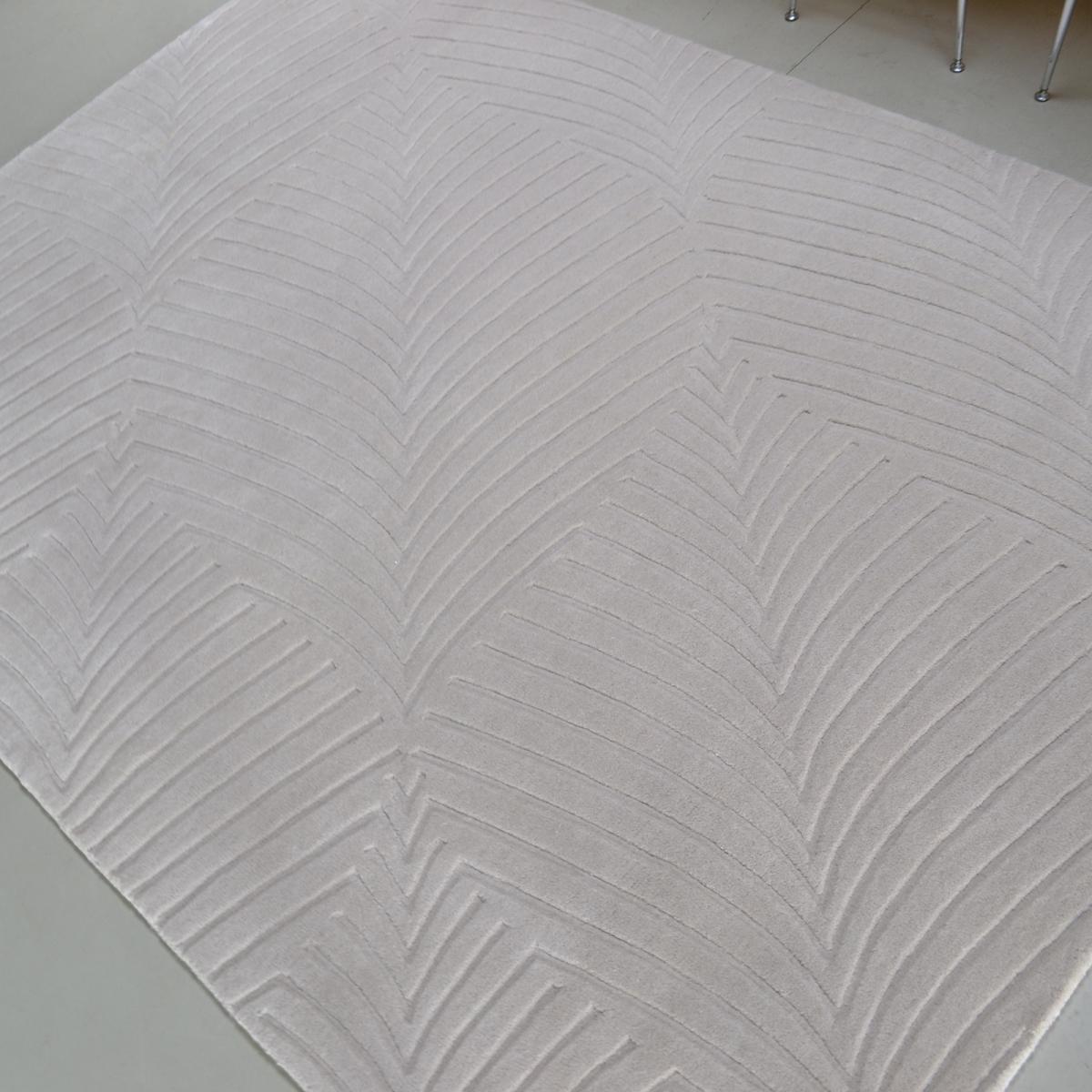 Folia Carved Wool Rugs 38301 by Wedgwood in Stone Beige170x240cm – image 2