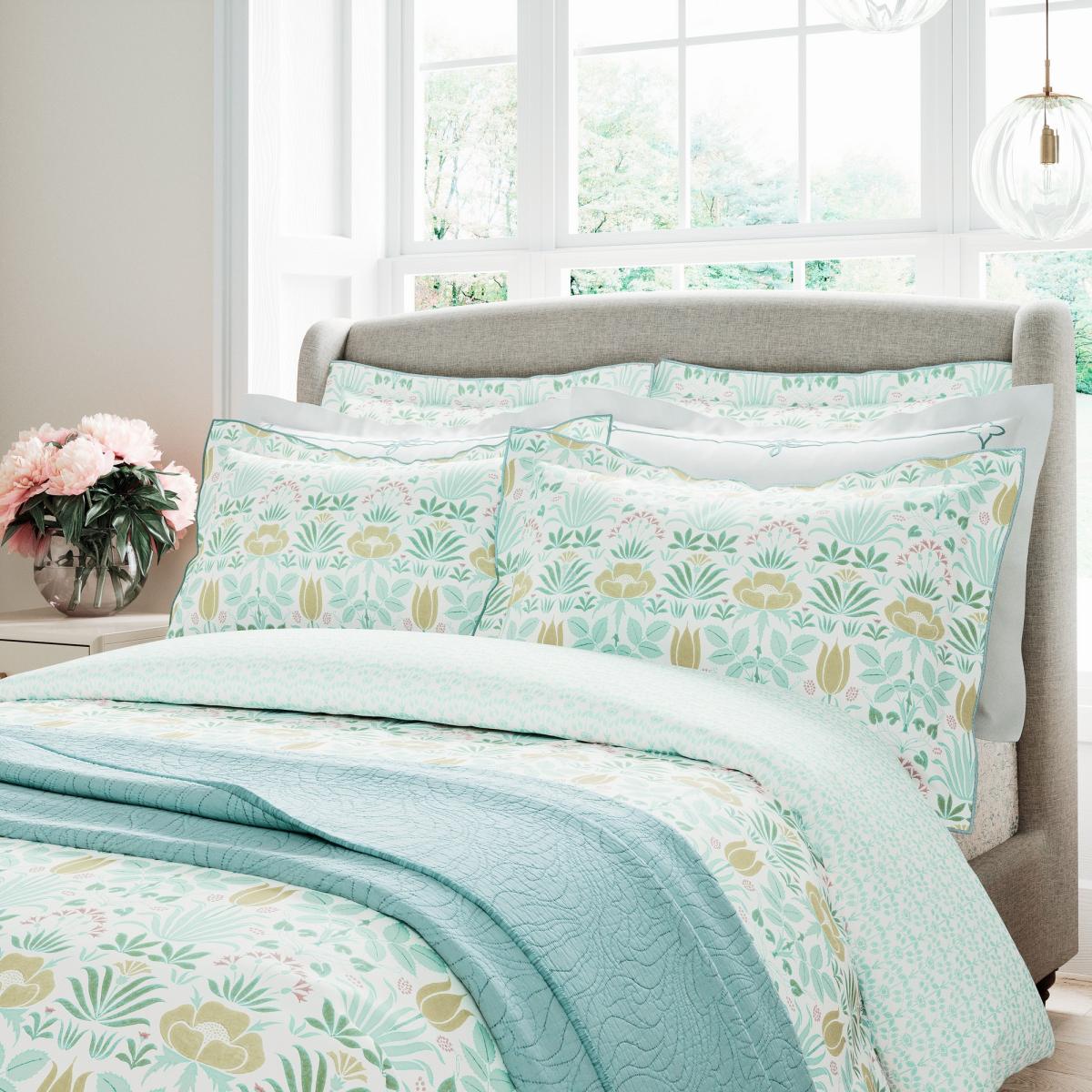 Voysey Anselm Floral Bedding by V&A in Aqua Blue&nbsp;260x220cm – image 2