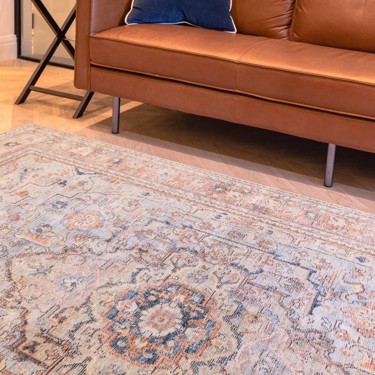Heritage Traditional Bordered HRTG104 Rugs in Sky Terra – image 2