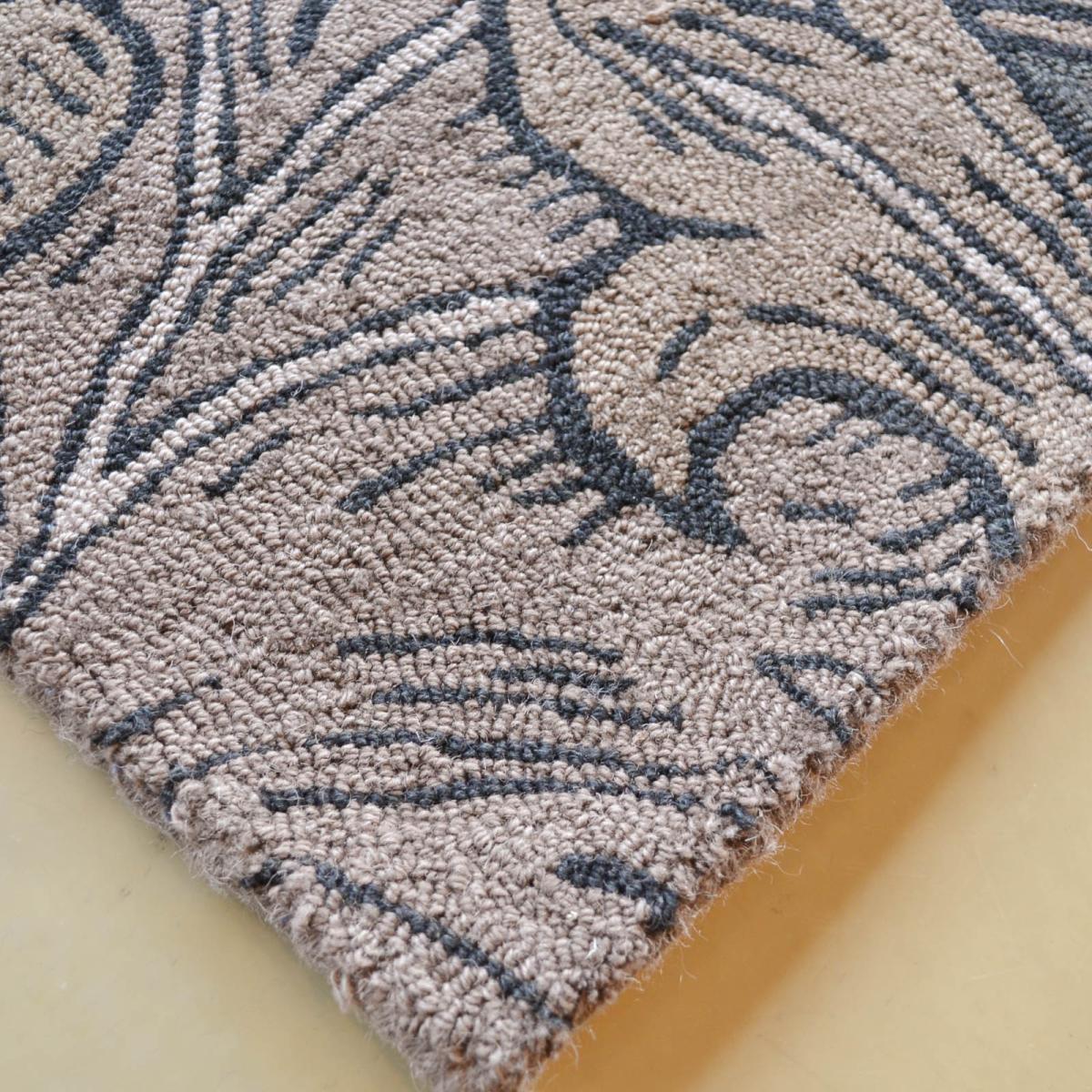 Bachelors Button Rugs 28205 in Charcoal by William Morris – image 2