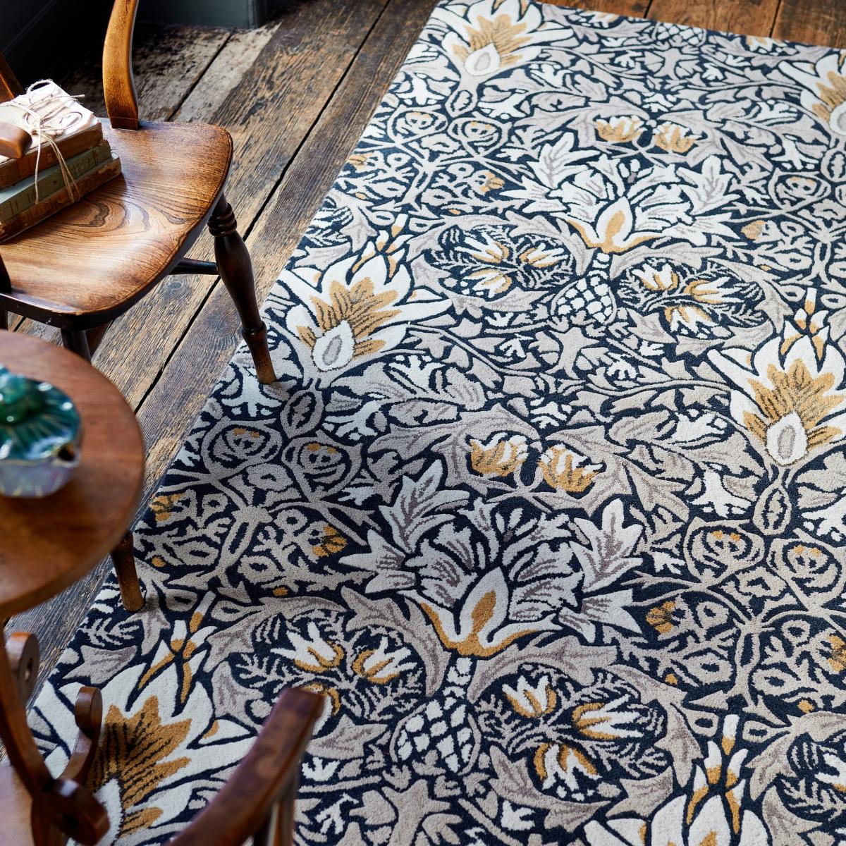 Snakeshead Floral Rugs 127208 in Indigo by William Morris 200x280cm – image 3
