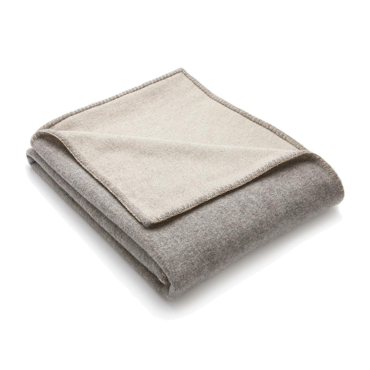 Sandstone Luxury Wool Throw in Uniform Grey 140x220cm – image 1