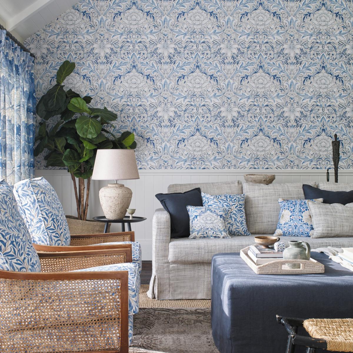 Severn Wallpaper 217075 by Morris & Co in Woad Blue Roll – image 2