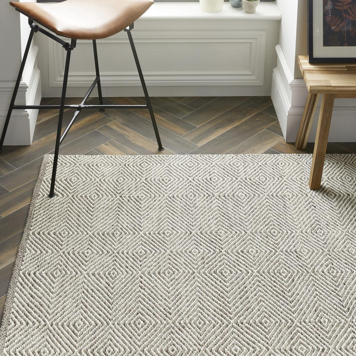 Estelle rugs in Natural – image 1