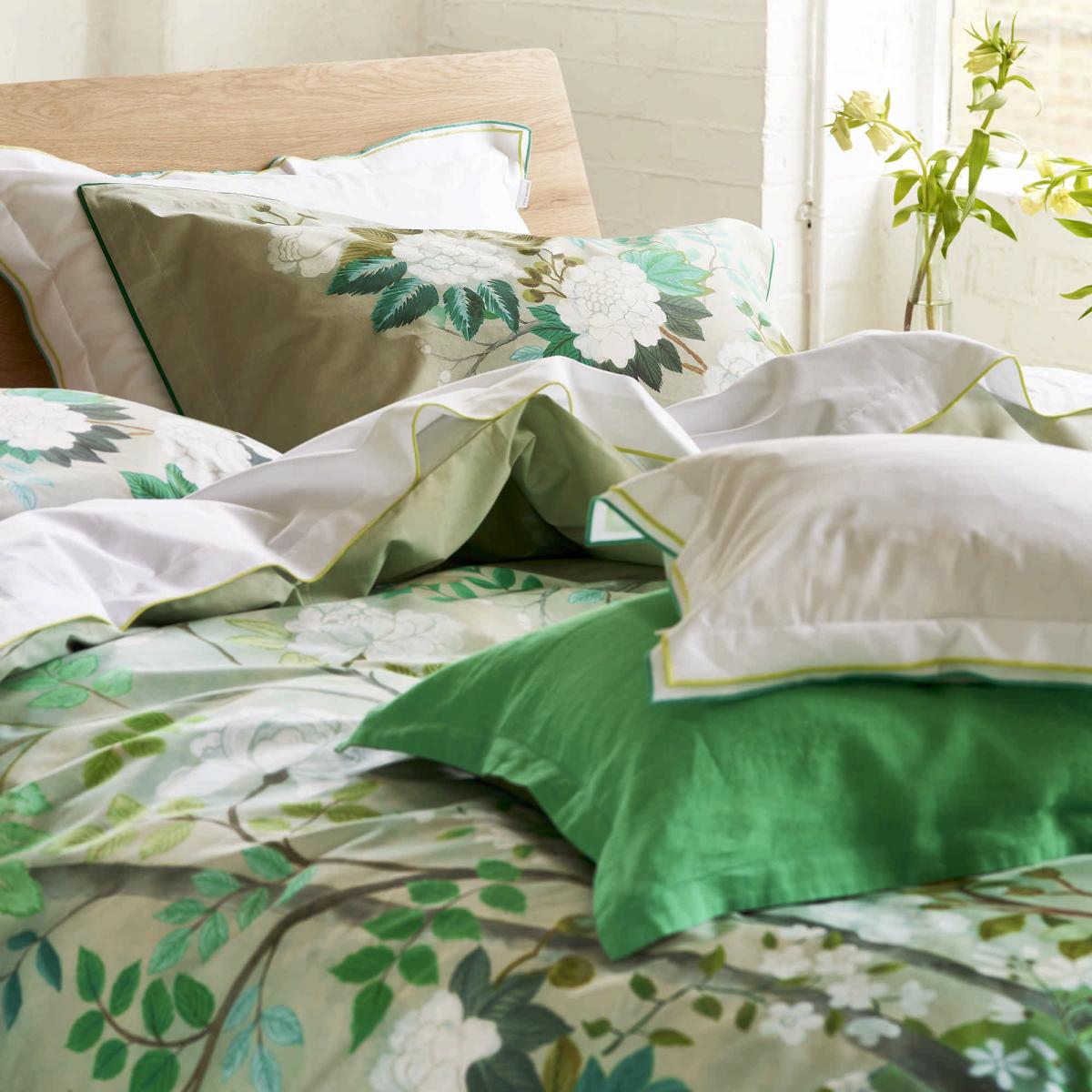 Fleur Orientale Duvet Cover and Pillowcase in Celadon Green By Designers Guild Bedding 200x200cm – image 5