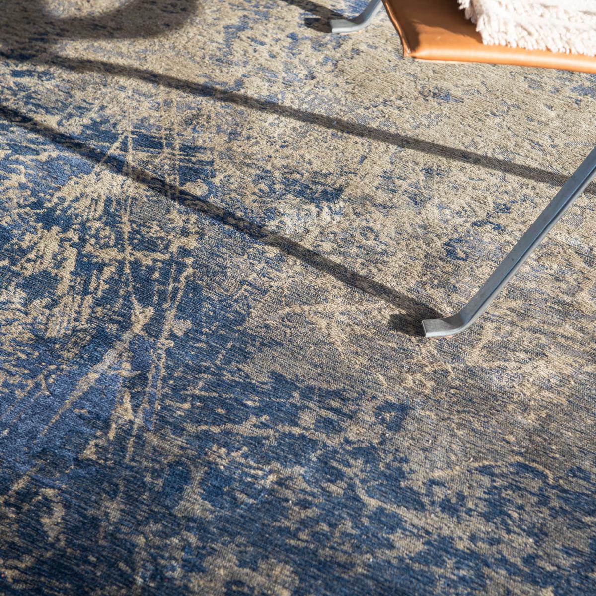 Mad Men Cracks Rugs 8629 in Abyss Blue – image 3
