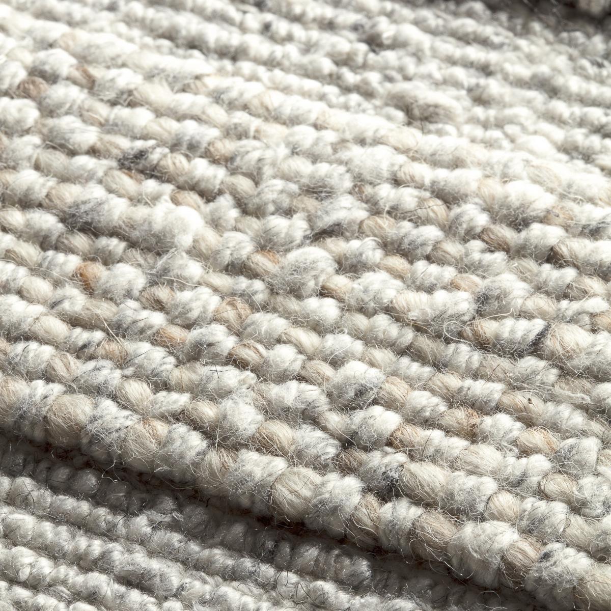Grade Handwoven Tassel Rugs 241 001 900 by Ligne Pure in Beige 200x300cm – image 3