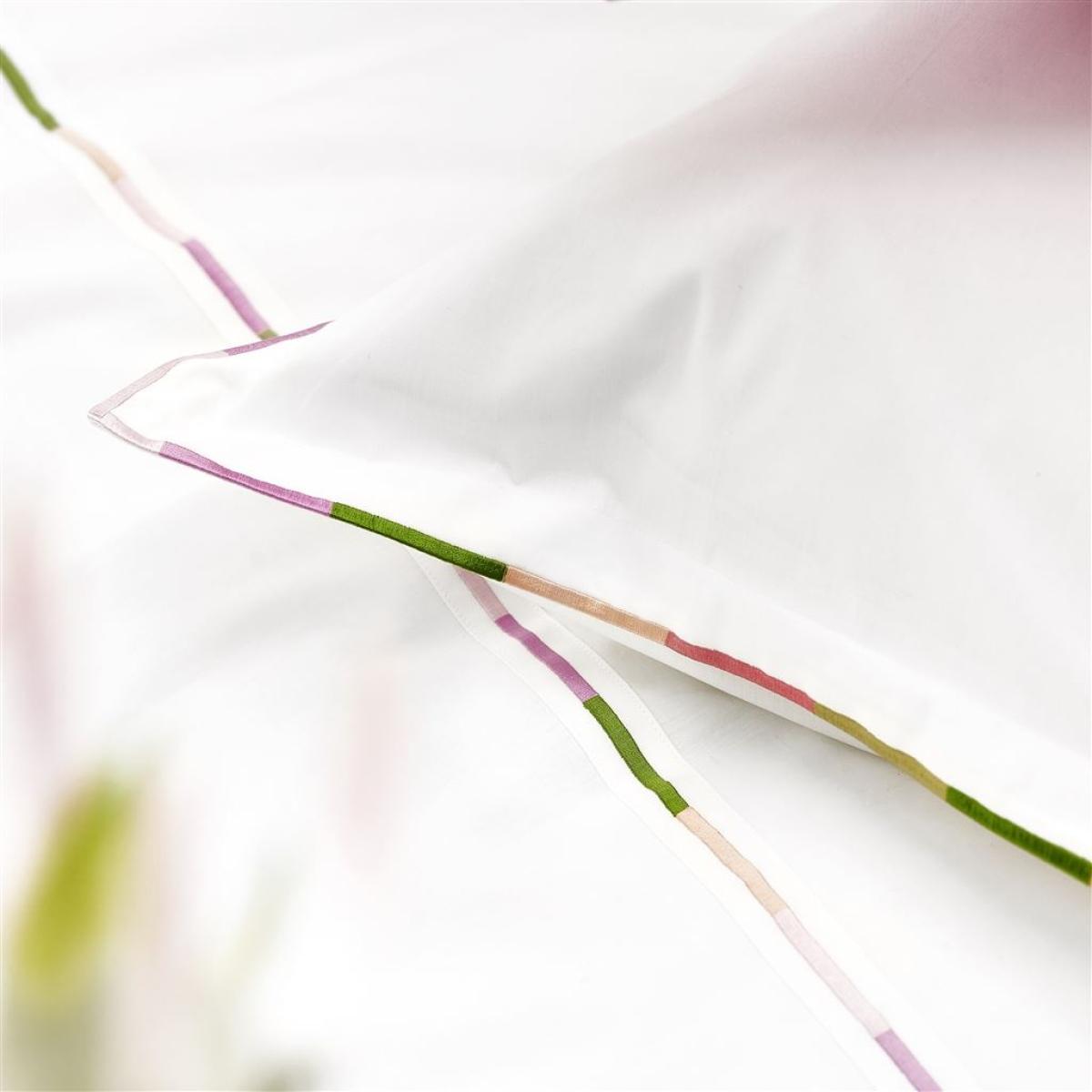 Pimlico Plain Duvet Cover and Pillowcase in Peony Pink by Designers Guild Bedding 220x230cm – image 3