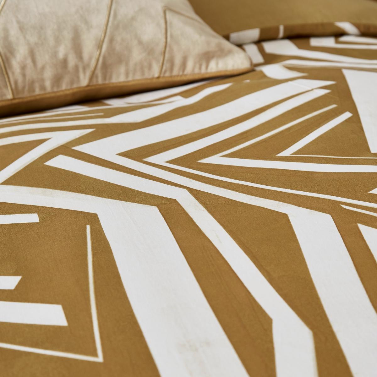 Transverse Abstract Bedding by Harlequin in Saffron Yellow 220x230cm – image 3
