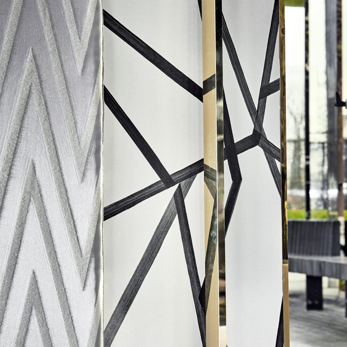 Sumi Wallpaper 112600 by Harlequin in Pearl Charcoal Roll – image 2