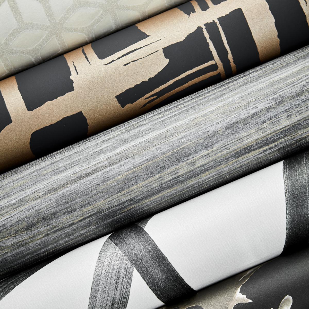 Sumi Wallpaper 112600 by Harlequin in Pearl Charcoal Roll – image 4