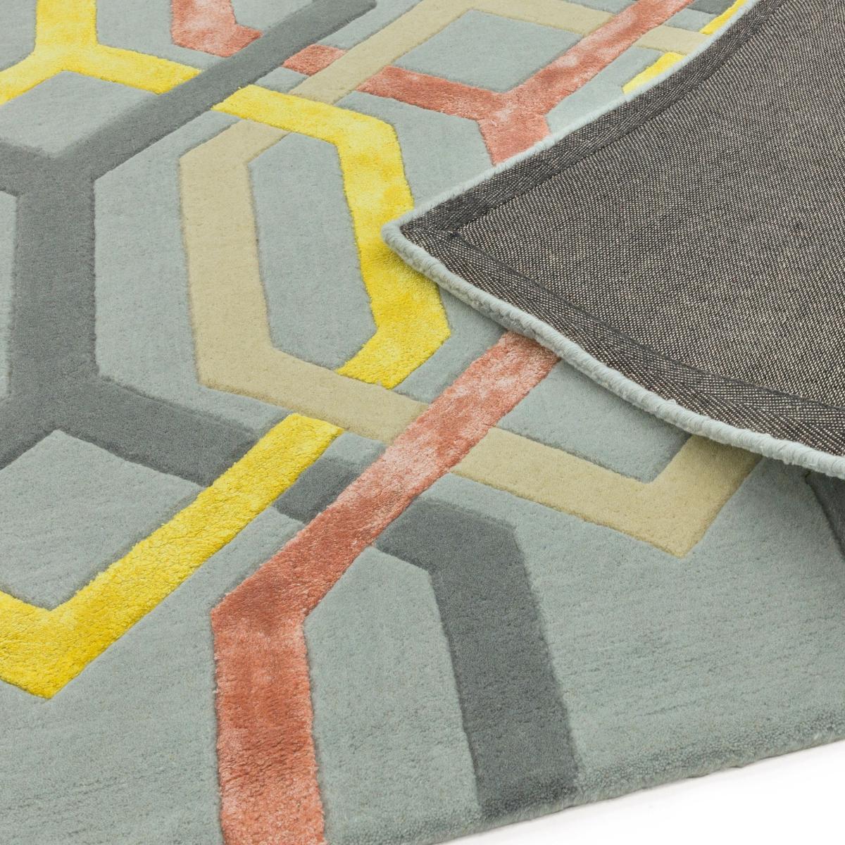 Matrix Hexagon MAX67 Rugs in Silver – image 4