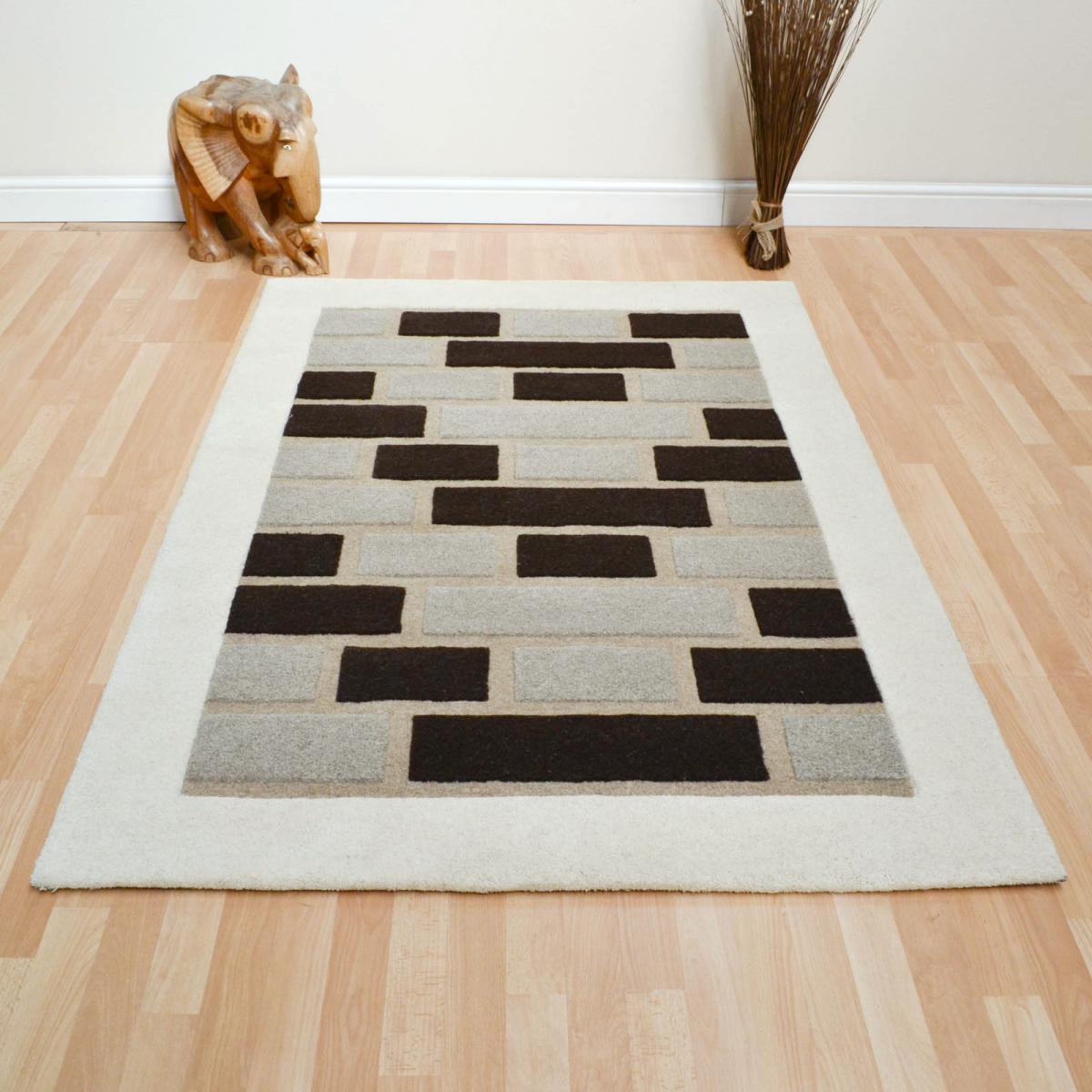 Step Rugs in Beige – image 1