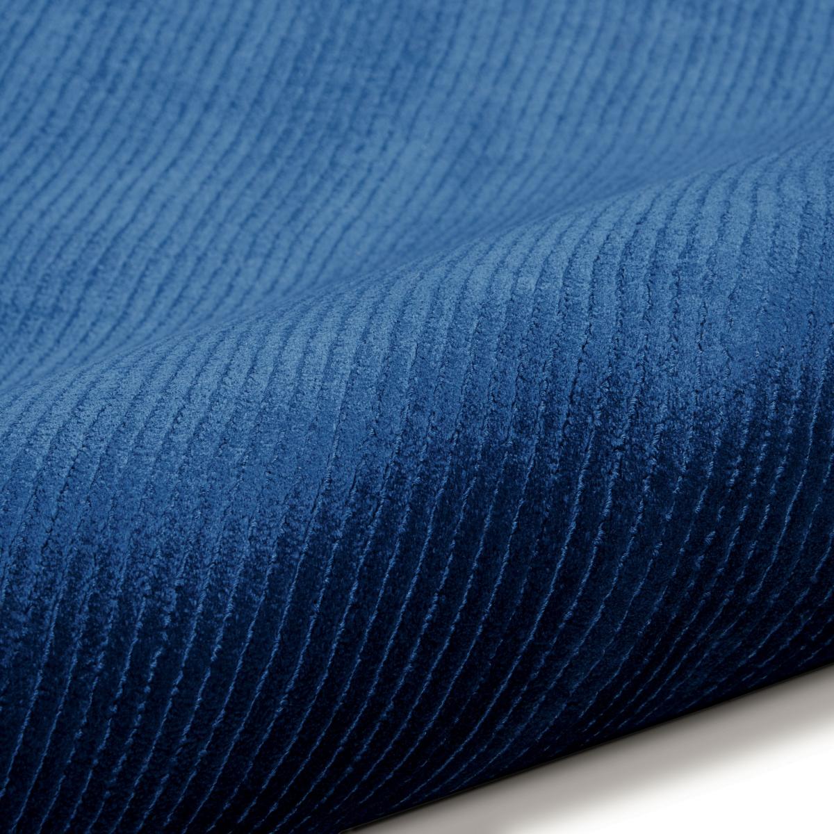 Calvin Klein Lunar Rugs LUN1 KLNBL in Klein Blue – image 2