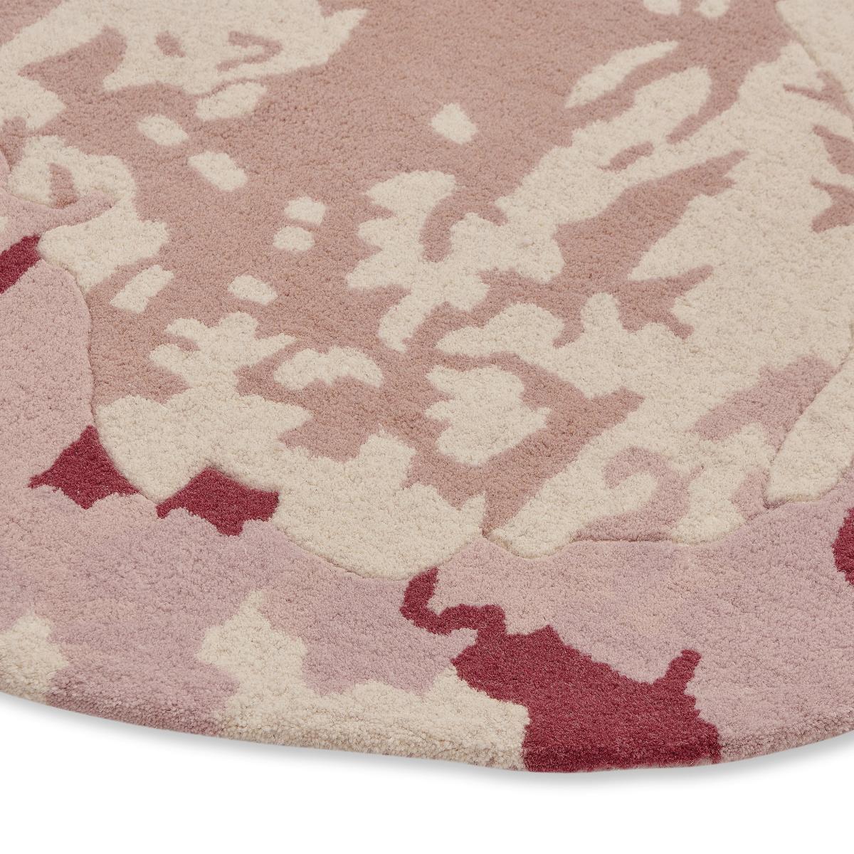 Shaped Magnolia 162302 Circle Rugs by Ted Baker in Light Pink200x200cm – image 3