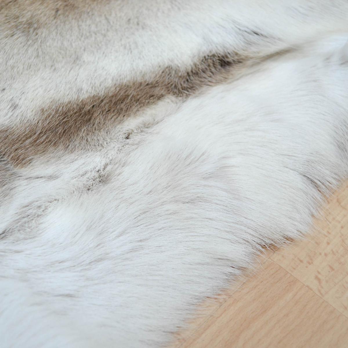 Reindeer Skin Rugs Reindeer – image 3
